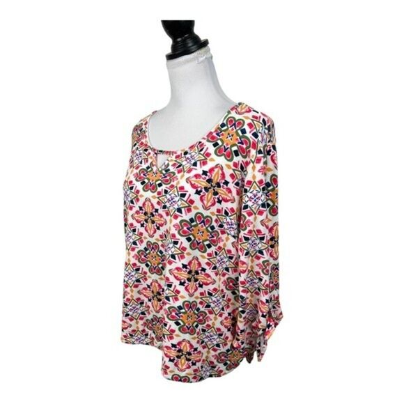Crown & Ivy Knit Top Blouse Petite Size PXL Multicolor Floral Keyhole Happycore - Picture 3 of 11